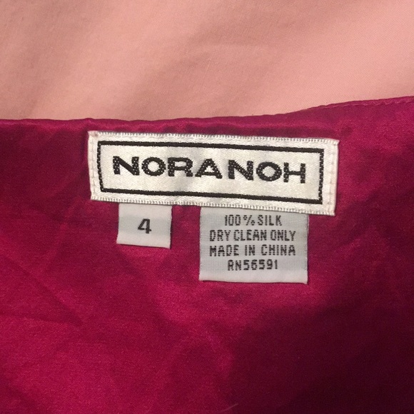 Fuchsia silk camisole - Picture 4 of 6